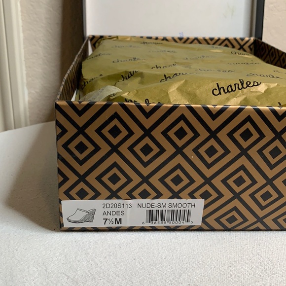 EUC Charles David Andes Tan Wedge Sandals - Picture 3 of 10